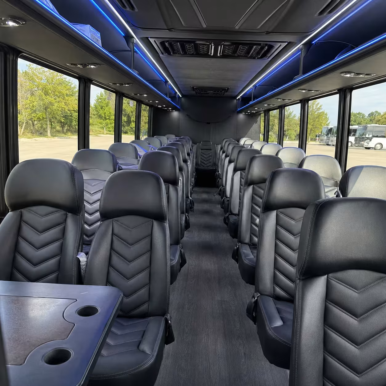 minibus rentals for smaller la habra prom groups